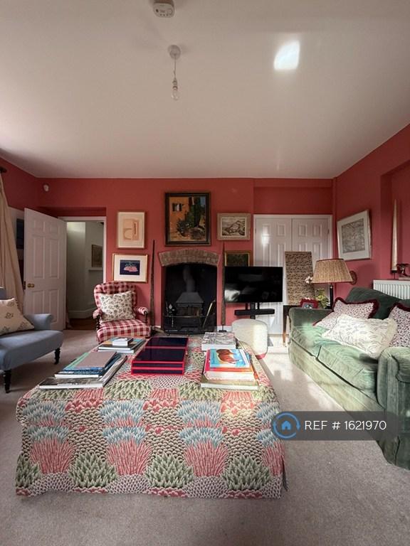 Sitting Room 1c