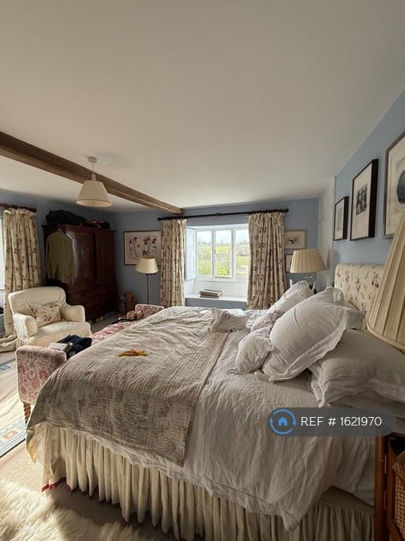 Bedroom 1a