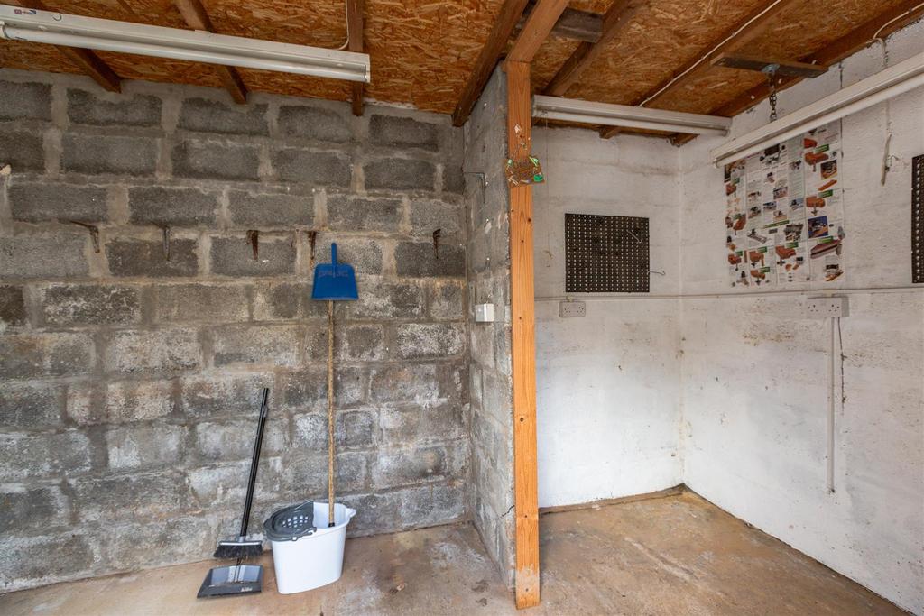 CZ0 A6643.jpg