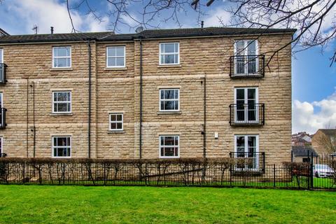 2 bedroom flat for sale, Broom Mills Road, Farsley, Pudsey, West Yorkshire, LS28