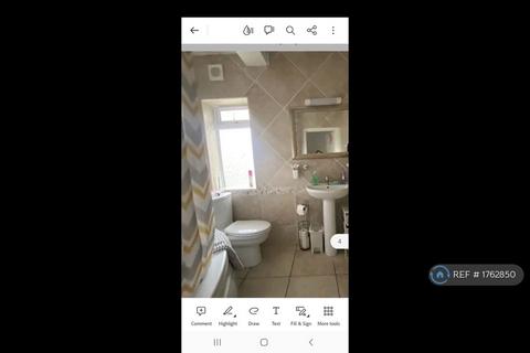 2 bedroom flat to rent, Barclay Mansions, Bournemouth, BH2