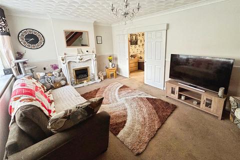 3 bedroom semi-detached house for sale, Chapel Close, Doncaster DN9