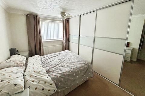 3 bedroom semi-detached house for sale, Chapel Close, Doncaster DN9
