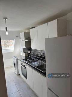 2 bedroom flat to rent, Lewisham Road, London, SE13