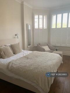 undefined, Denton Rd, Twickenham, TW1