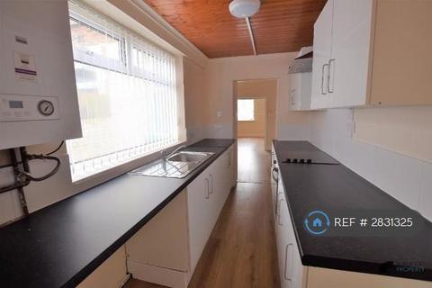 3 bedroom terraced house to rent, Newton Road, St. Helens, WA9