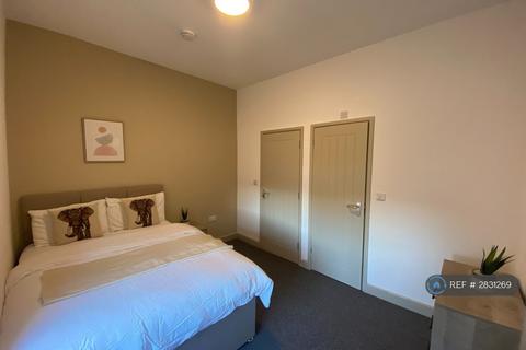 undefined, Shobnall St, Burton-On-Trent, DE14
