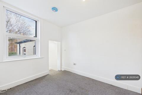 undefined, Wellington Street, Gloucester, GL1
