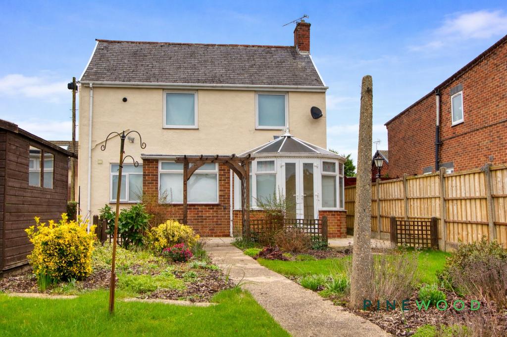 Rear (Garden)