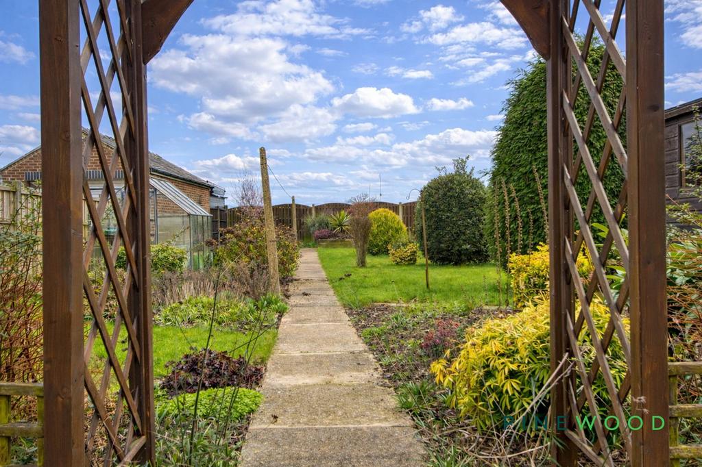 Rear (Garden)