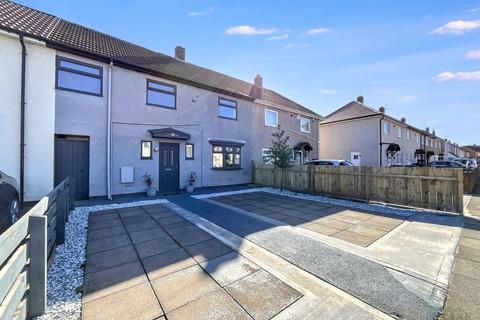 3 bedroom terraced house for sale, Hexham Avenue, Hebburn, NE31