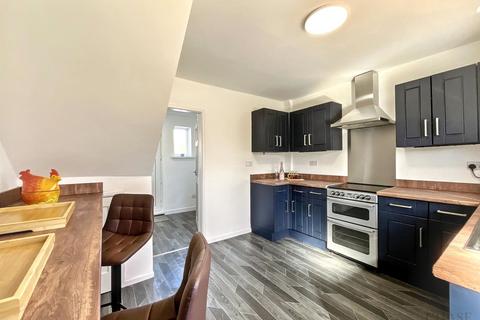 3 bedroom terraced house for sale, Hexham Avenue, Hebburn, NE31