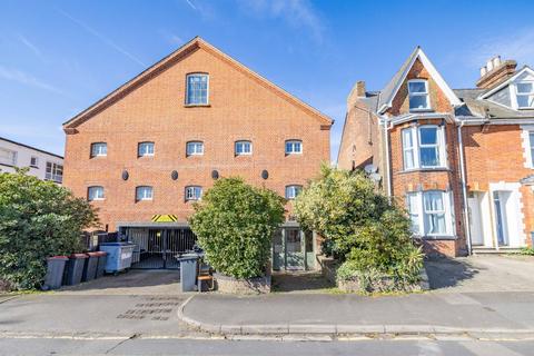 undefined, Roper Road, Canterbury, Kent, CT2