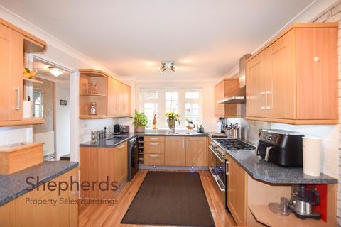 undefined, Dickson, West Cheshunt EN7