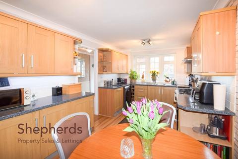 undefined, Dickson, West Cheshunt EN7