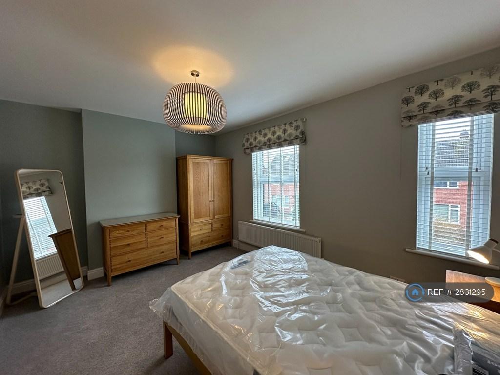 Bed 1 - Available
