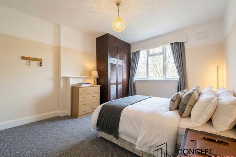 undefined, Hebdon Road, Tooting Bec, London, SW17