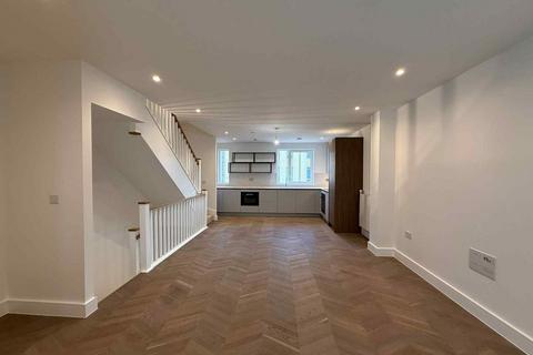 3 bedroom apartment to rent, Baldwin Lane, Kidbrooke Village, London, SE3