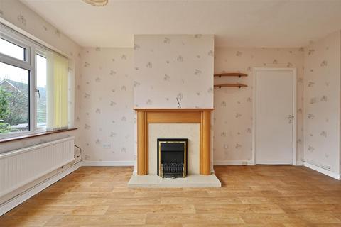 2 bedroom ground floor flat for sale, Cowdray Close, Bexhill-On-Sea