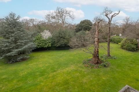 3 bedroom flat for sale, Chapman Square, London, SW19