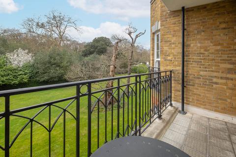 3 bedroom flat for sale, Chapman Square, London, SW19