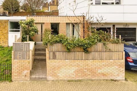 undefined, Hollies Way, London SW12