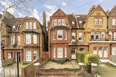 3 bedroom flat for sale, Ashlake Road, London SW16