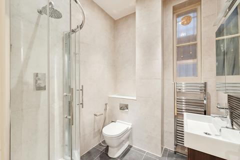 2 bedroom flat to rent, Wetherby Mansions, Earl's Court Square, Earls Court, London, SW5