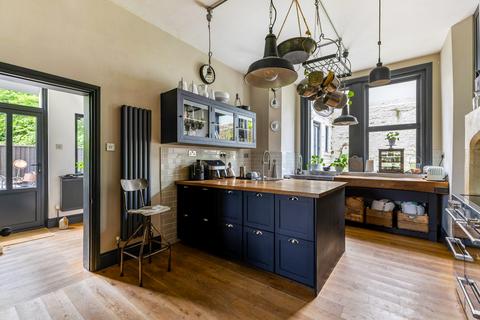 undefined, London Road West, Bath, BA1