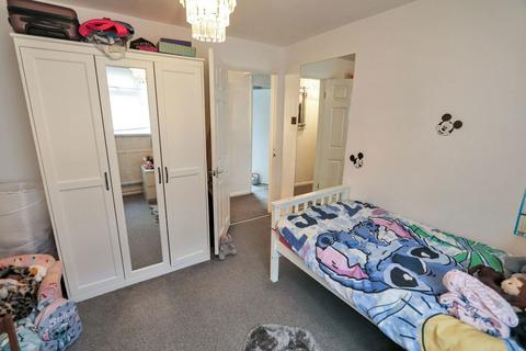 undefined, Goodenough Way, Coulsdon, CR5 1DZ