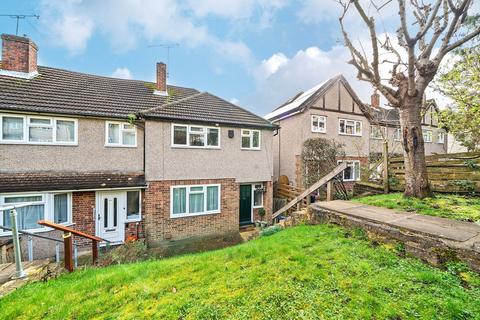 Cromwell Road, Caterham CR3
