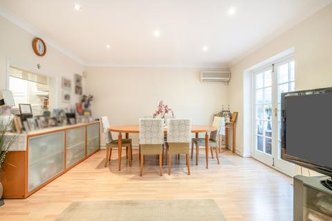 undefined, Woodville Gardens, Ealing, W5