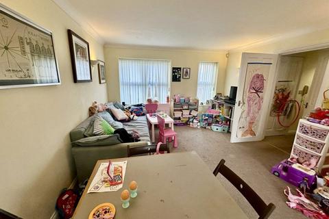 undefined, LIME TREE COURT, THATCHAM RG18