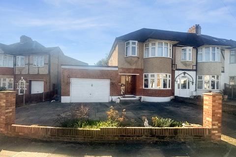 3 bedroom end of terrace house for sale, Blendon Drive, Bexley, DA5