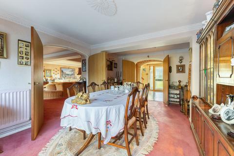 undefined, Charlton, Malmesbury, SN16