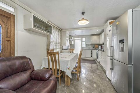 4 bedroom terraced house for sale, Brayburne Avenue, London SW4