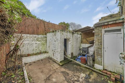 4 bedroom terraced house for sale, Brayburne Avenue, London SW4