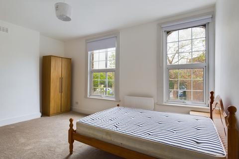 3 bedroom terraced house for sale, Pulross Road, London, SW9