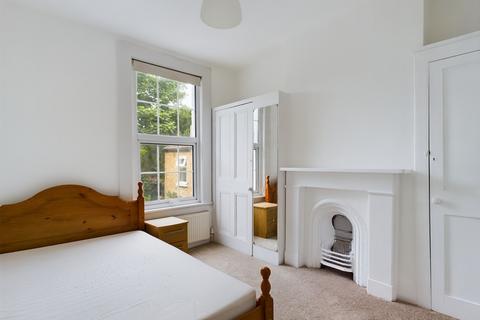 3 bedroom terraced house for sale, Pulross Road, London, SW9