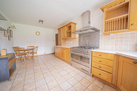 undefined, Broadfern Road, Knowle, B93