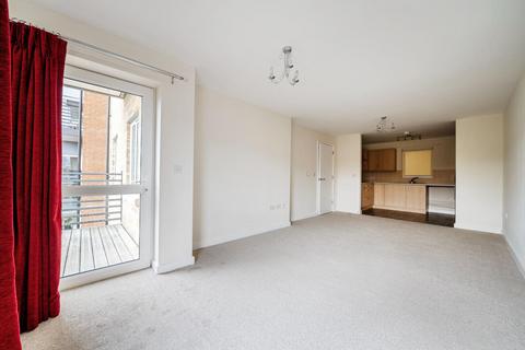 2 bedroom retirement property for sale, Kent Road, Chandler's Ford, Eastleigh