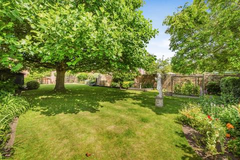 7 bedroom detached house for sale, High Street, Uckfield, East Sussex