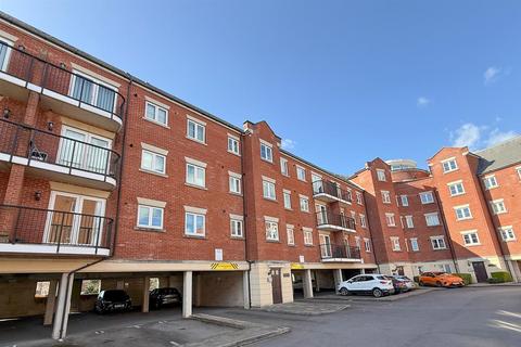 2 bedroom flat to rent, Brookbank Close, Cheltenham GL50 3NS