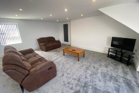 3 bedroom apartment to rent, Esplanade, Whitley Bay, NE26
