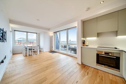 undefined, East Street, Epsom, KT17