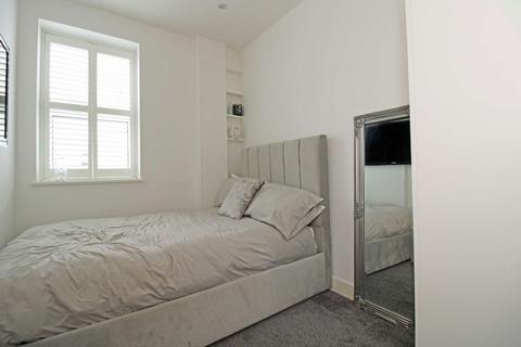 undefined, Bromyard Avenue, London W3