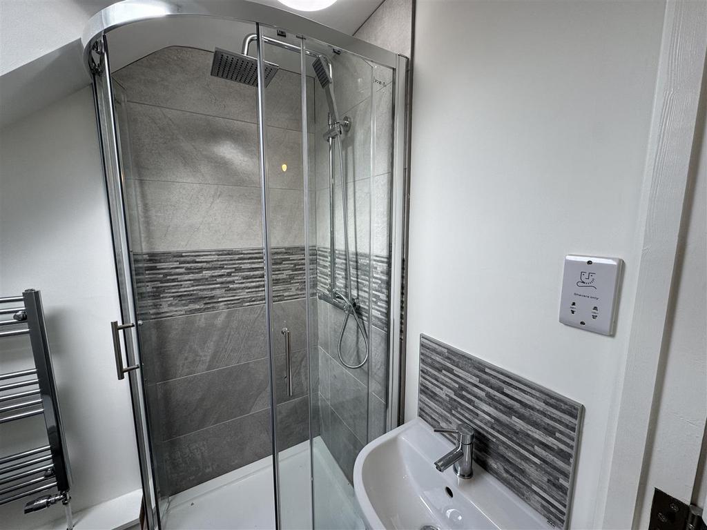 Flat 6 (4).jpg