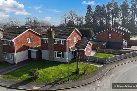 4 bedroom detached house for sale, Valley Road, Stone, ST15