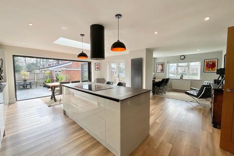 4 bedroom detached house for sale, Valley Road, Stone, ST15