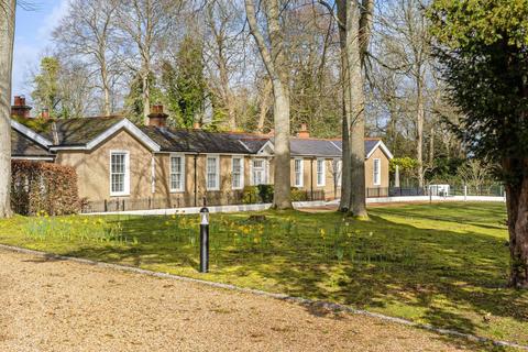 undefined, Salisbury Road, Netheravon, Salisbury